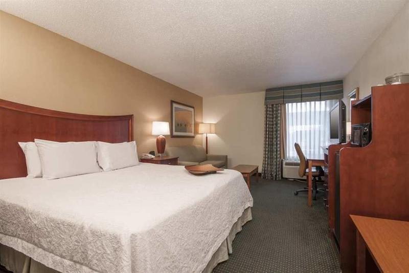 Hampton Inn By Hilton Хаттисберг Экстерьер фото